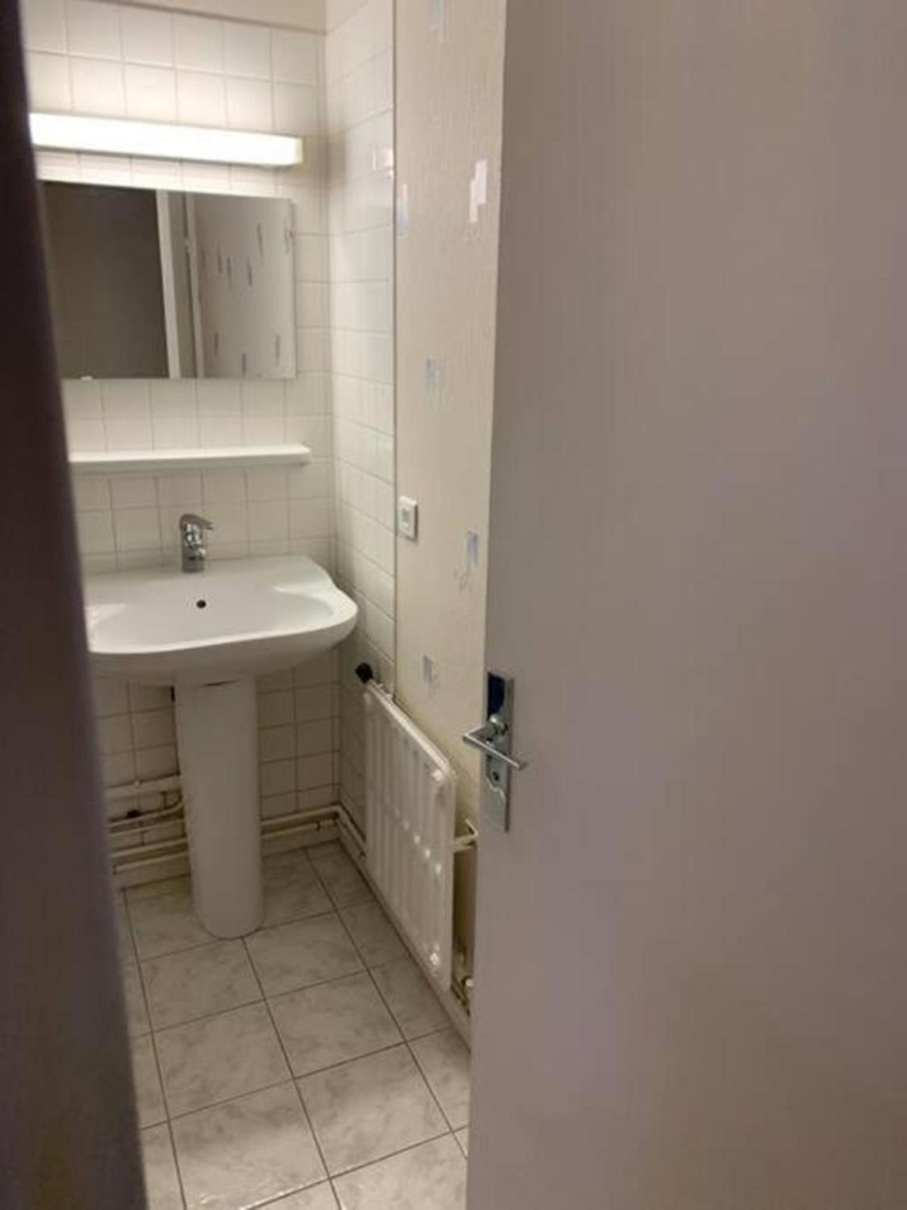 Centre-ville - 2 - 6 Personnes Au 1 Er Etage * Reims